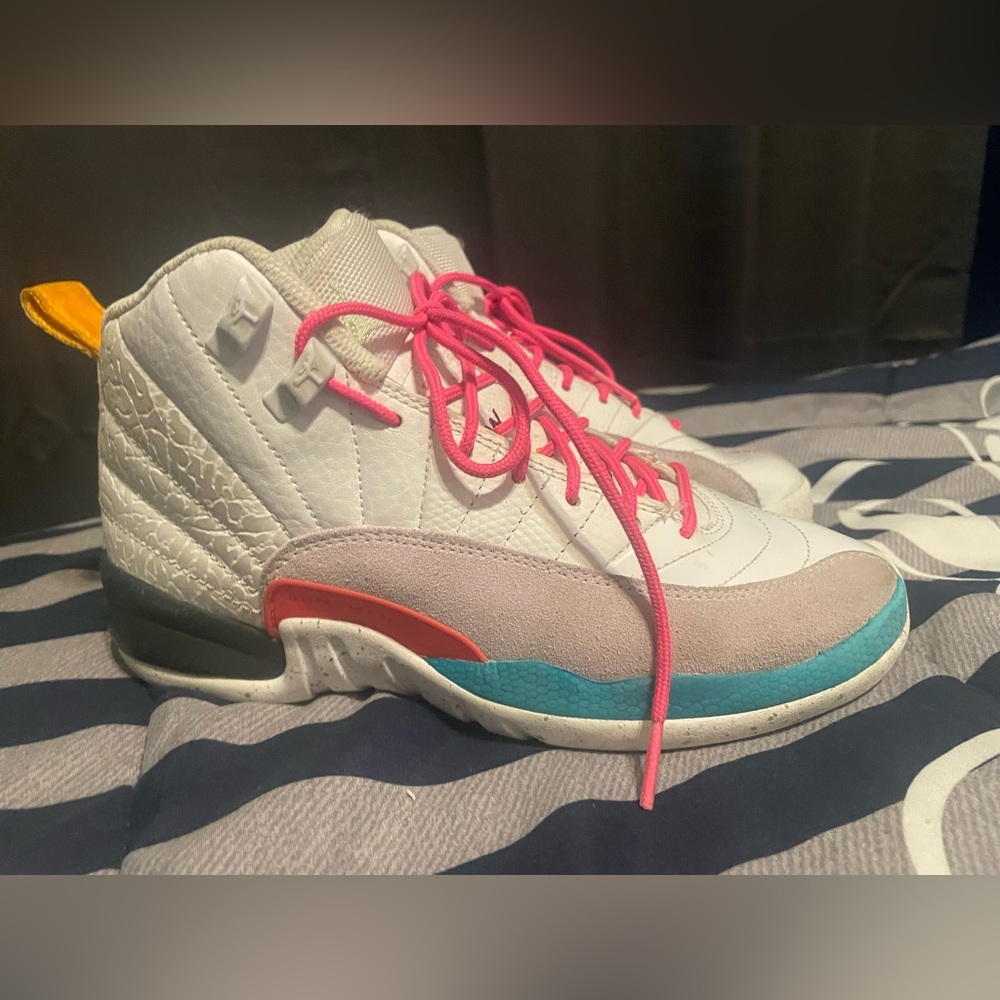 Girls Air Jordan 12 Retro Jumpman Basketball 🏀 shoes white/vapor green